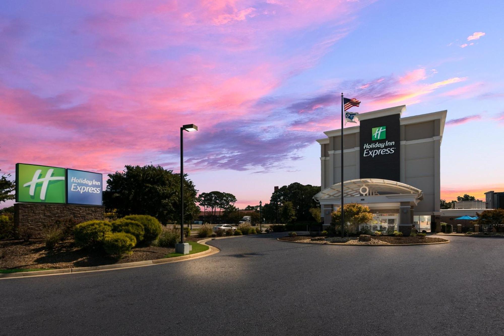 Holiday Inn Express Hotels- Hampton By Ihg Eksteriør bilde